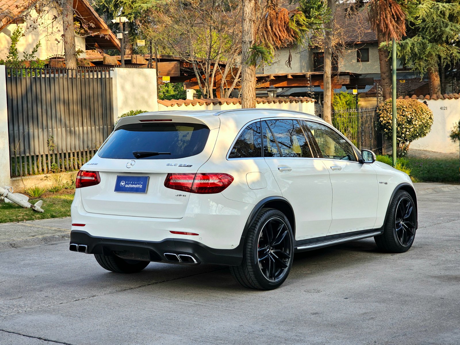 MERCEDES BENZ GLC 63s AMG 4MATIC+ - Imagen 4
