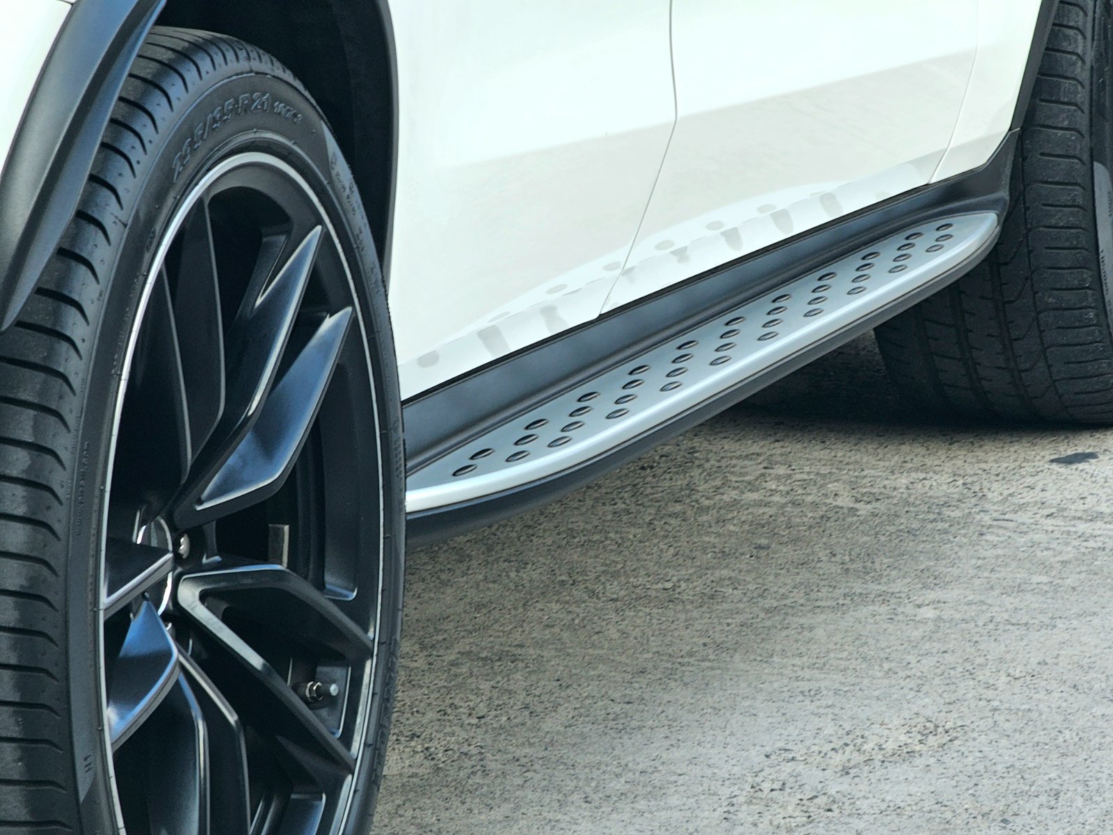 MERCEDES BENZ GLC 63s AMG 4MATIC+ - Imagen 8