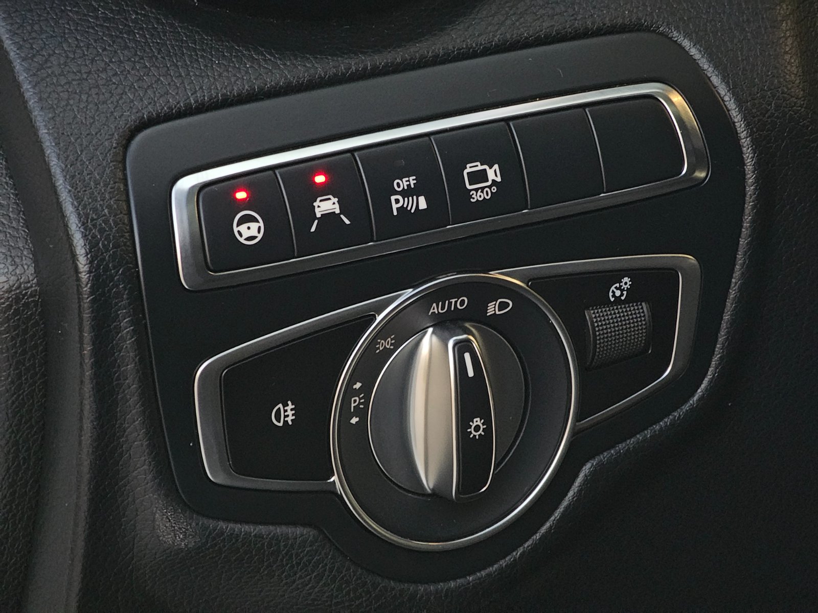 MERCEDES BENZ GLC 63s AMG 4MATIC+ - Imagen 20