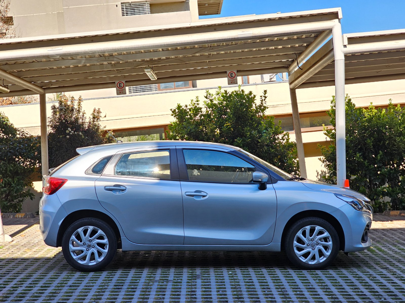 SUZUKI BALENO 1.4 GLS MT - Imagen 8