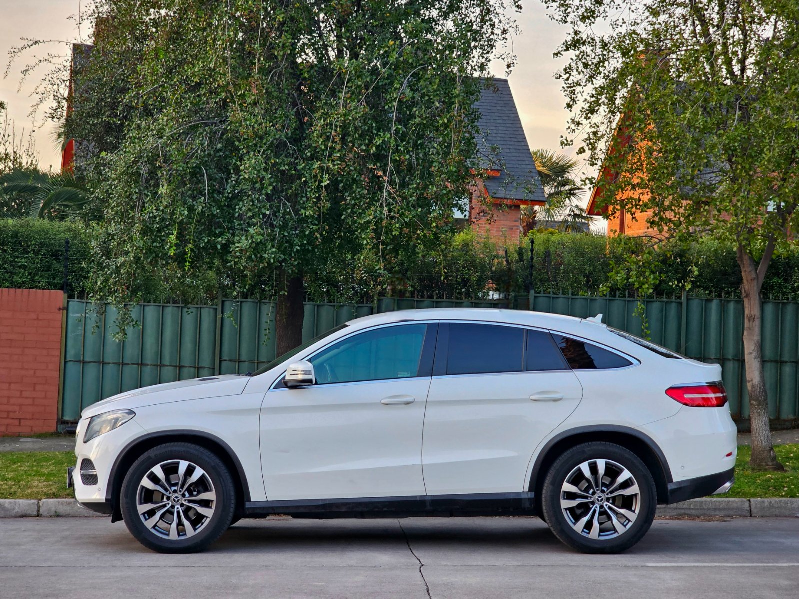 MERCEDES BENZ GLE COUPE 400 4MATIC - Imagen 7