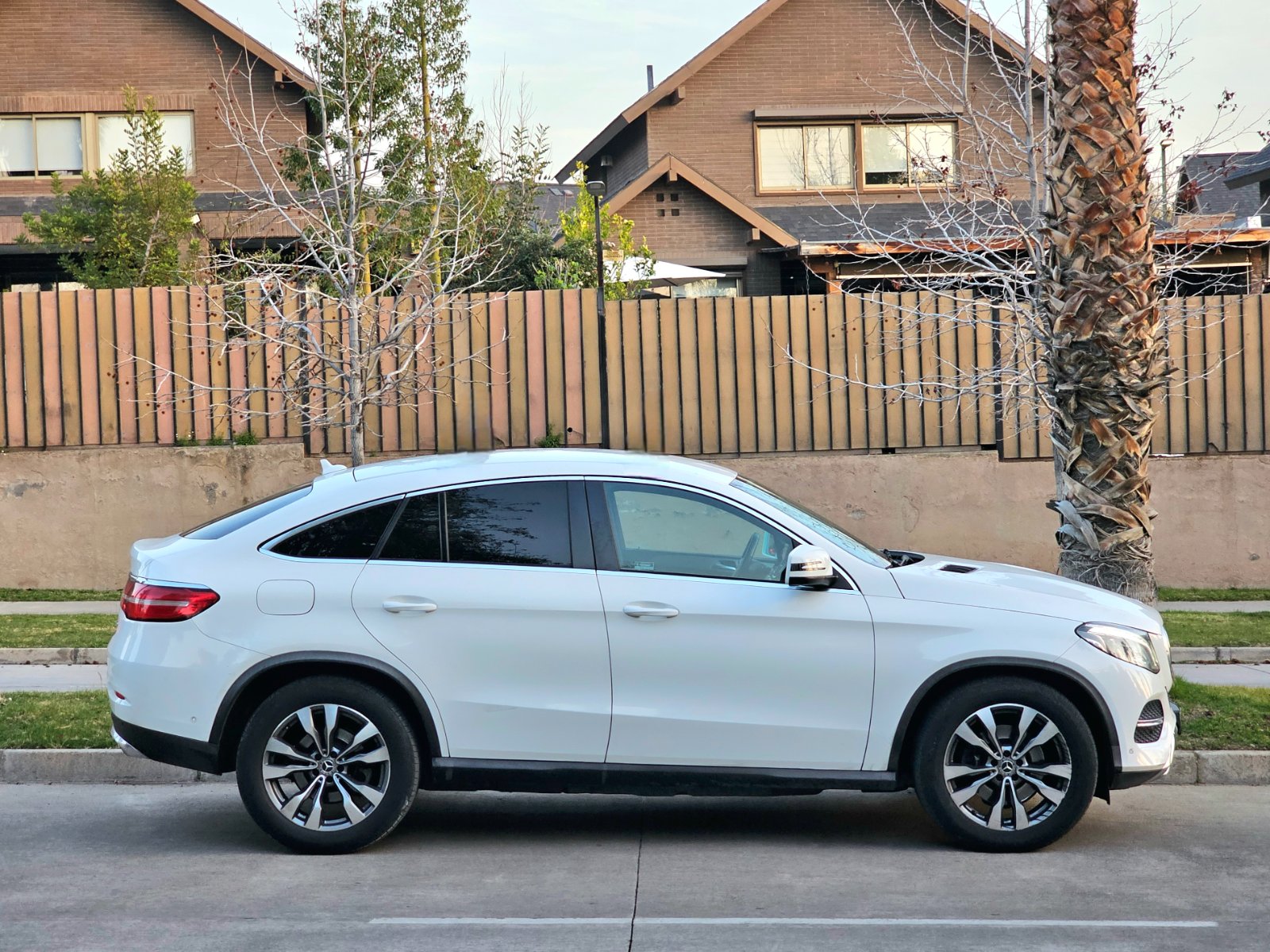 MERCEDES BENZ GLE COUPE 400 4MATIC - Imagen 8