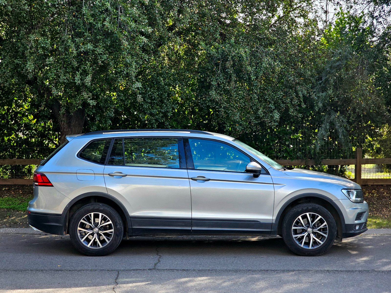 VOLSWAGEN TIGUAN 1.4 TRENDLINE AUT - Imagen 8