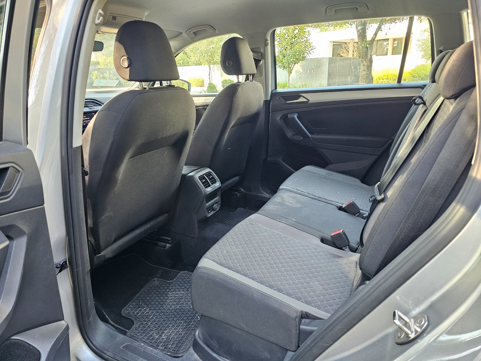 VOLSWAGEN TIGUAN 1.4 TRENDLINE AUT - Imagen 19