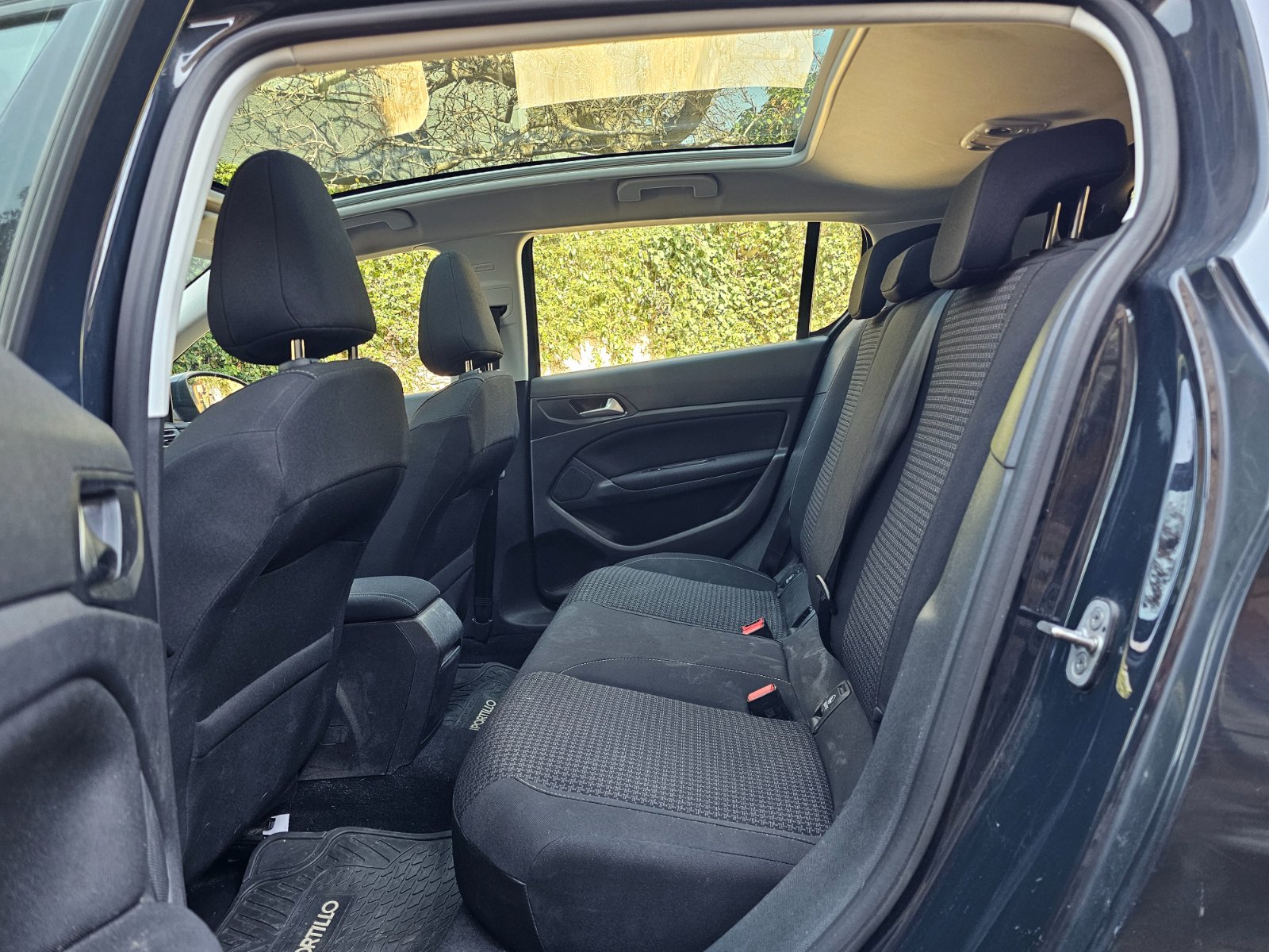 PEUGEOT 308 1.6T ALLURE AUT - Imagen 19