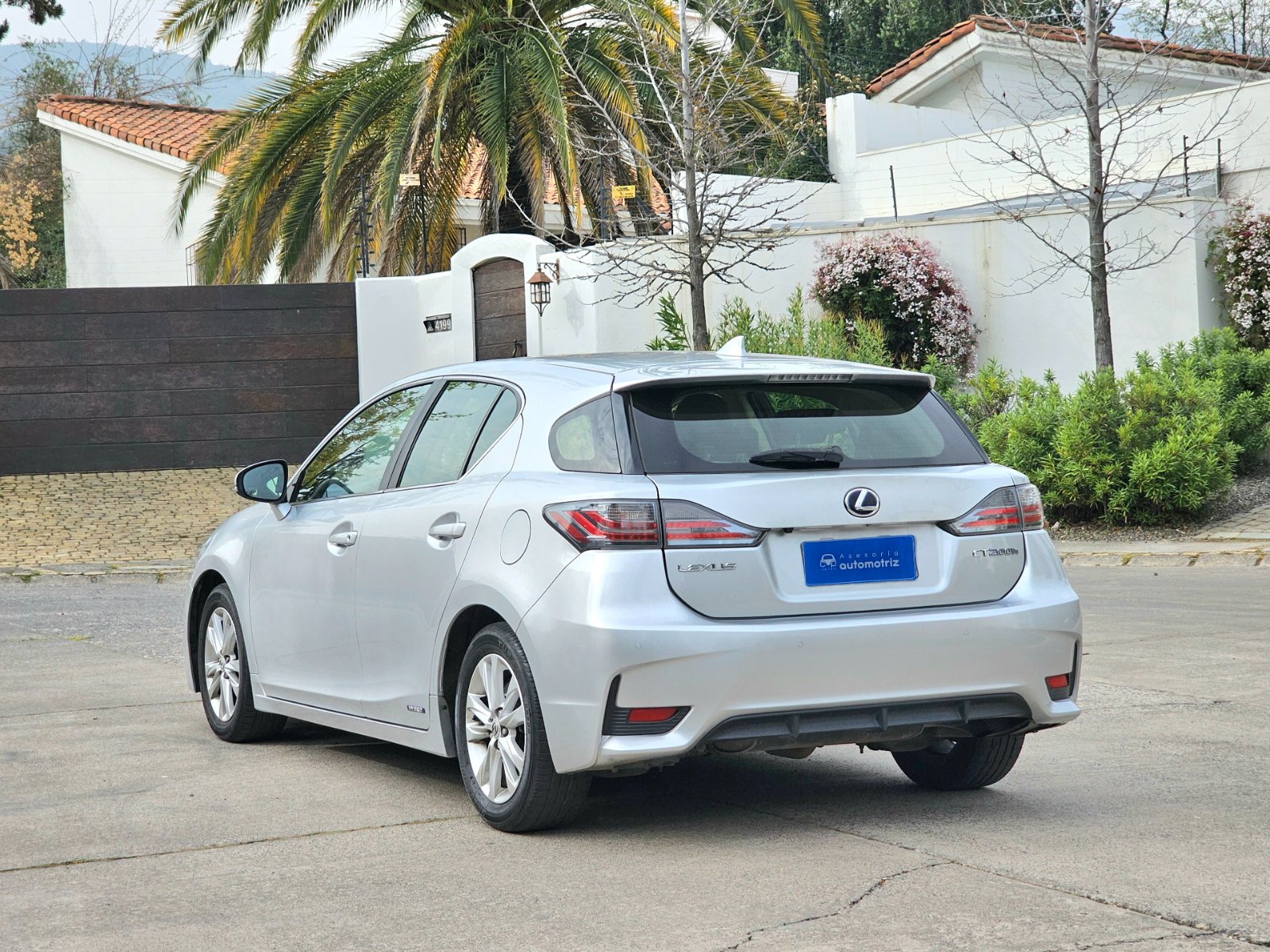 LEXUS CT200H HS Hybrid 1.8 AUT HB - Imagen 4