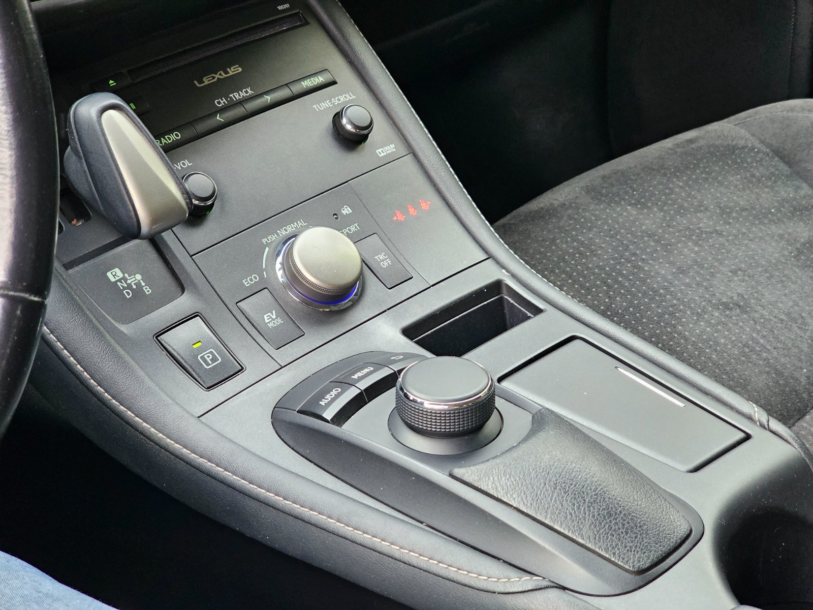 LEXUS CT200H HS Hybrid 1.8 AUT HB - Imagen 17